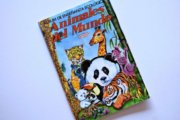 Animales del mundo (Artecrom, 1990): Tiene 123 Láminas (Álbum)