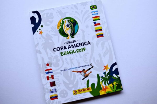 Copa América 2019 Brasil (Panini, 2019): Álbum Vacío Tapa Dura (Sin láminas)