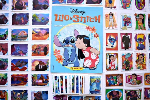 . 1 Álbum: Lilo y Stich: Álbum Completo A Pegar