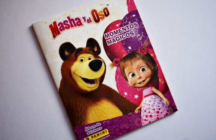Masha y el Oso Momentos Mágicos (Panini