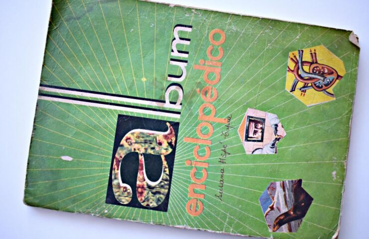 Álbum Enciclopédico (Artecrom