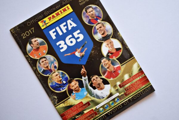 FIFA 365 2017 (Panini, 2016): Álbum Vacío (Sin láminas)
