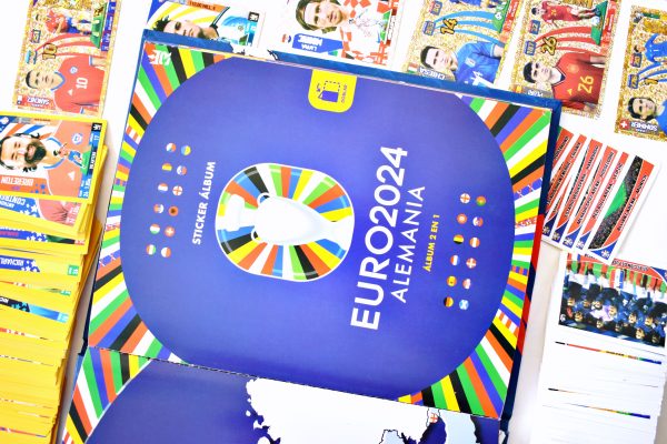 . Copa América 2024 [Tapa Dura] (3 Reyes) + EuroCopa: Álbum Completo A Pegar
