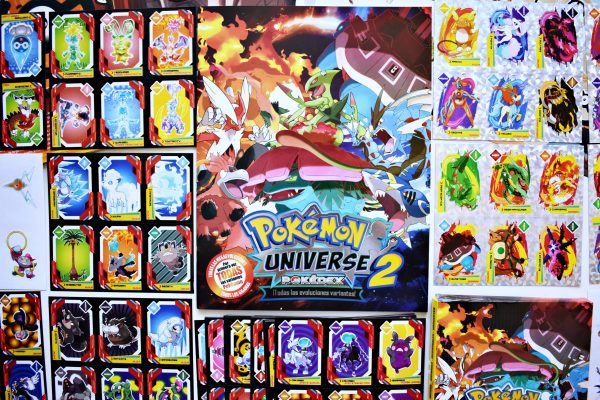 . 1 Álbum: Pokémon Universe, Promos: Álbum Completo A Pegar