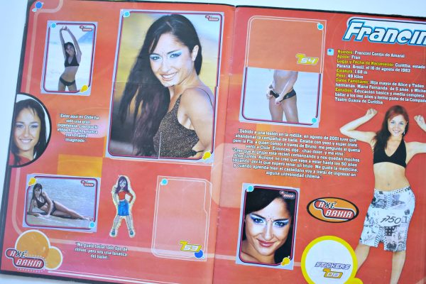 Axe Bahia Internacional (Axé Bahía) (Salo, 2002): Tiene 54 Láminas (Álbum)