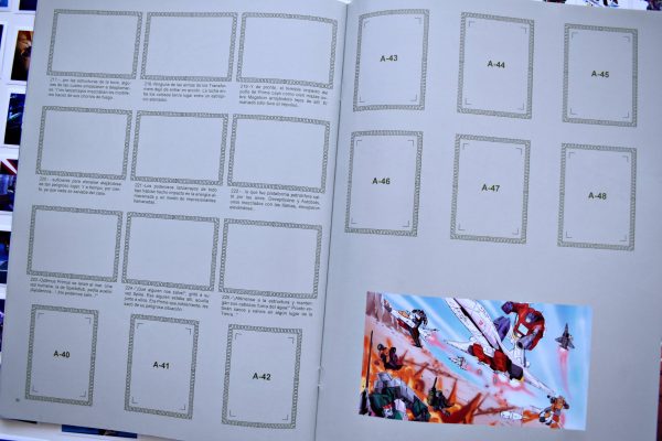 . 1 Álbum: Transformers 86': Álbum Completo A Pegar