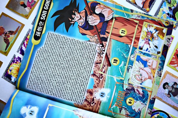 Dragon Ball Guerrero Dorado [Negro]: Álbum Completo A Pegar