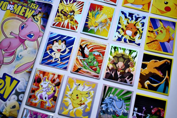 . Pokémon Mewtwo vs Mew: Álbum Completo A Pegar