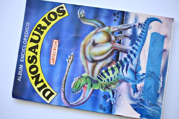 Dinosaurios (Artecrom, 1980): Tiene 42 Láminas (Álbum)