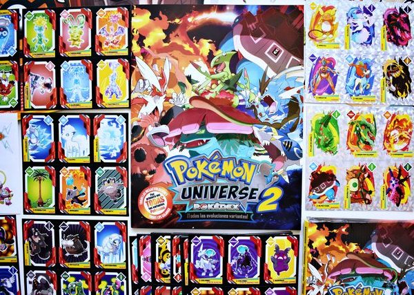 Pokémon Universe 2: Álbum Completo A Pegar [Enciclopedia] foto 1