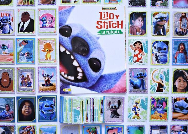 LILO & STITCH [ 2 en 1 ]: Álbum Completo A Pegar foto 1