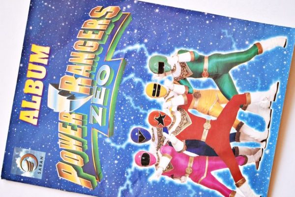 Power Rangers Zeo (PYM, 1997): Tiene 54 Láminas