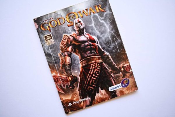 God of War (Big-Bang, 2011): Tiene 146 Láminas