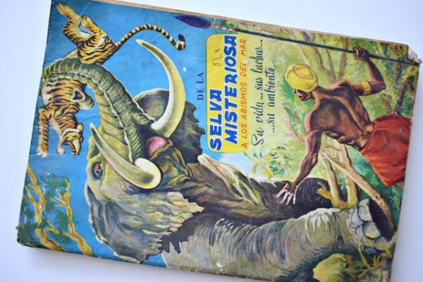 Selva Misteriosa a los Abismo del Mar (Coda y Cía, 1957): Tiene 75 Láminas