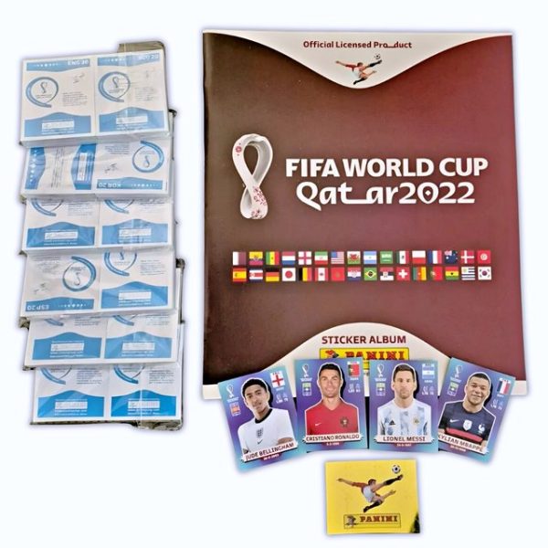 Copa Mundial 2022 Qatar: Álbum Completo A Pegar [Tapa Dura] [Lámina Borde Morado]