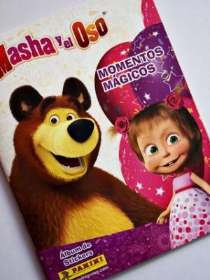 Masha y el Oso Momentos Mágicos (Panini, 2016): Álbum Completo (Con todas sus láminas pegadas)