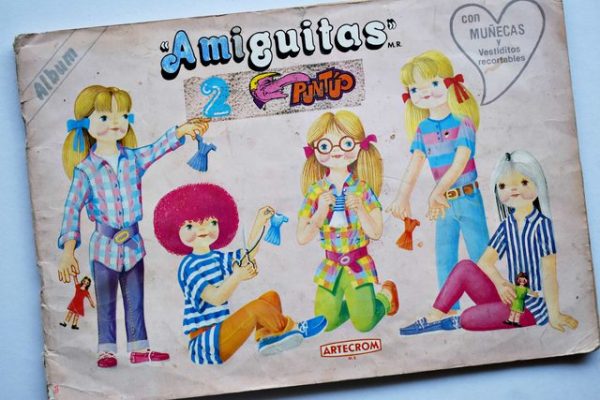 Amiguitas (Artecrom, 1987): Tiene 40 Láminas