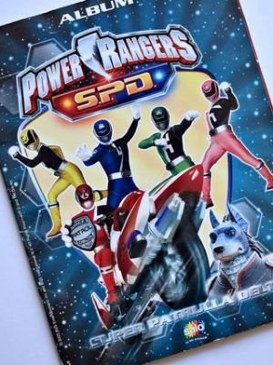 Power Rangers S.P.D. (Salo, 2006): Tiene 17 Láminas