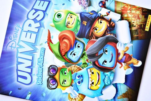 Universe (Panini, 2012): Álbum Vacío (Sin láminas)
