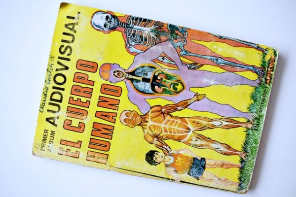 El Cuerpo Humano (Artecrom, 1990): Faltan 4 Láminas