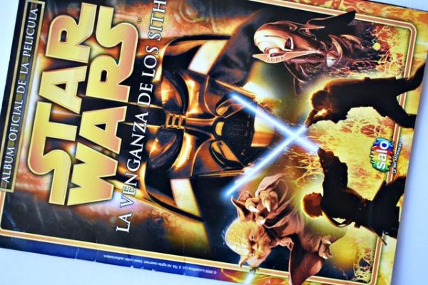 Star Wars Episodio 3, La Venganza de los Sith (Salo, 2005): Faltan 117 Láminas
