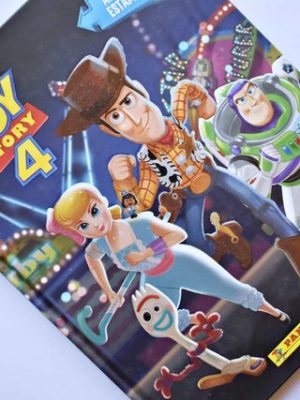 Toy Story 4 (Panini, 2019) [Tapa Dura]: Faltan 17 Láminas