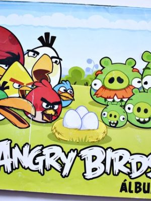 Angry Birds (Klu, 2012): Tiene 95 Láminas