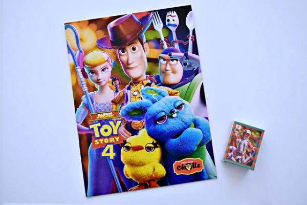 Toy Story 4 [Cholls]: Álbum Completo A Pegar